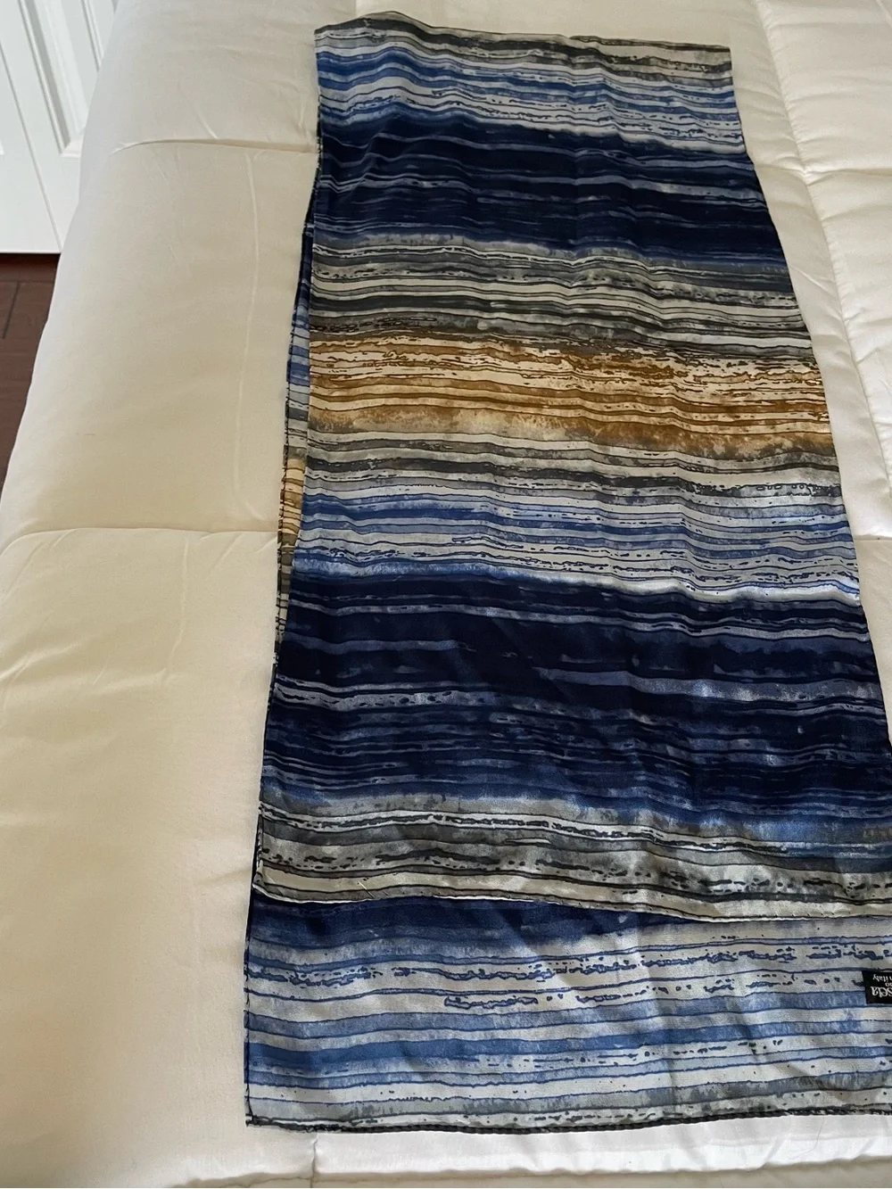 Larioseta 100% Silk Scarf made in Italy